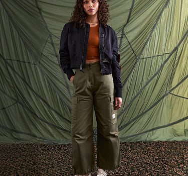 ALPHA INDUSTRIES WOMENS L-2B CROPPED GEN II BOMBER JACKET